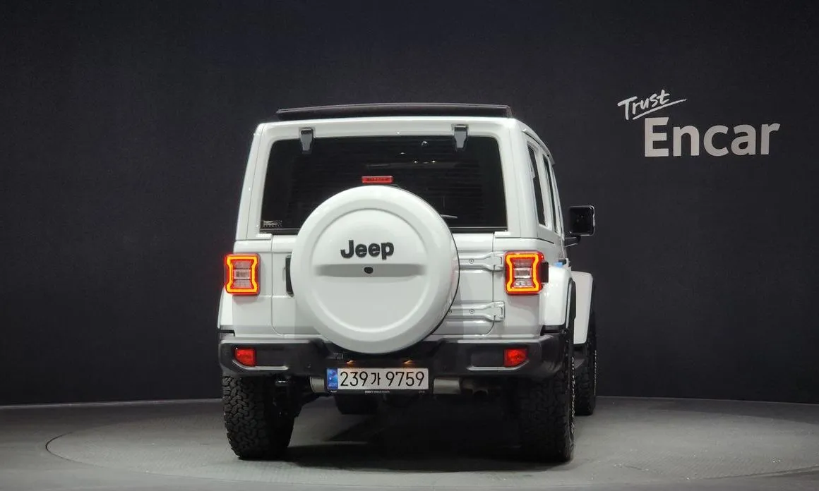 Jeep Wrangler — фото 4
