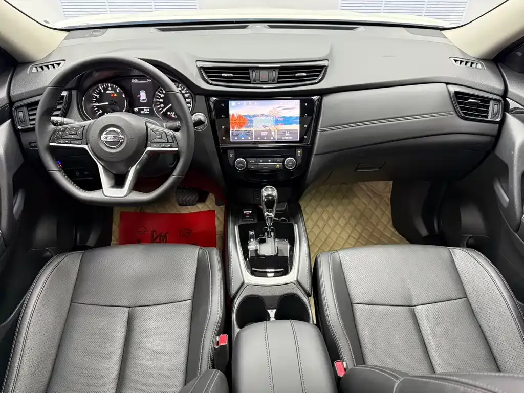Nissan X-Trail — фото 10
