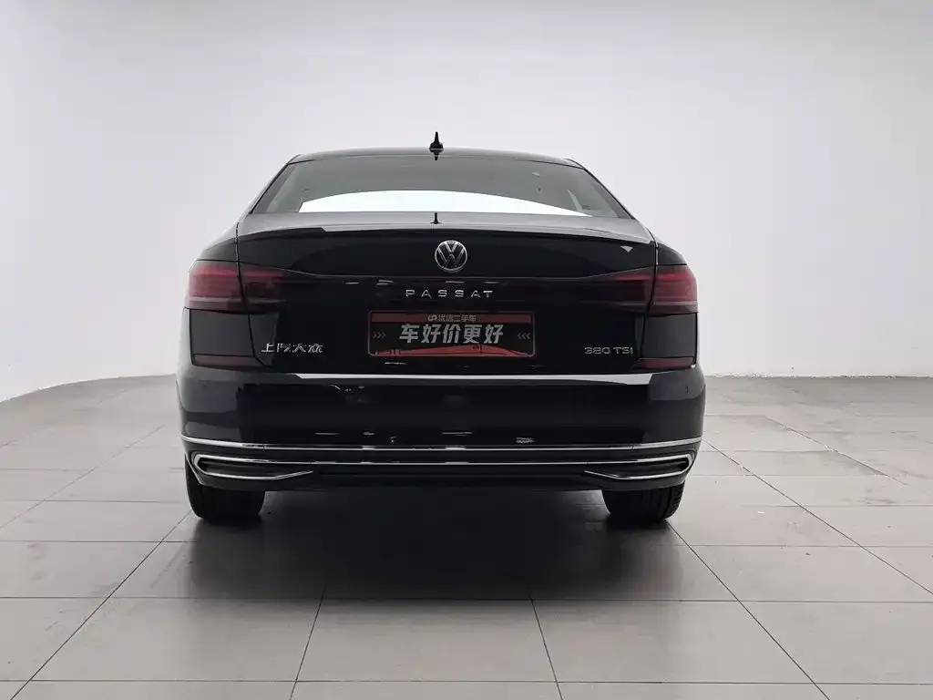 Volkswagen Passat — фото 8