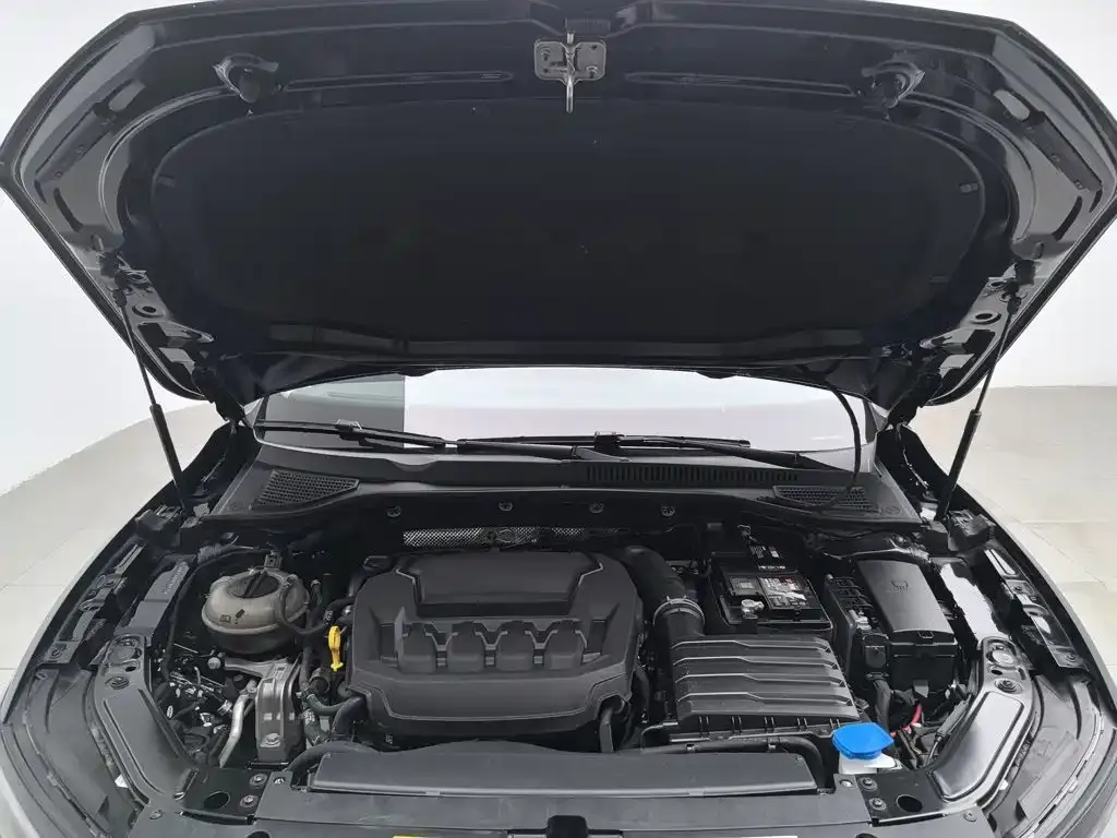 Volkswagen Passat — фото 4