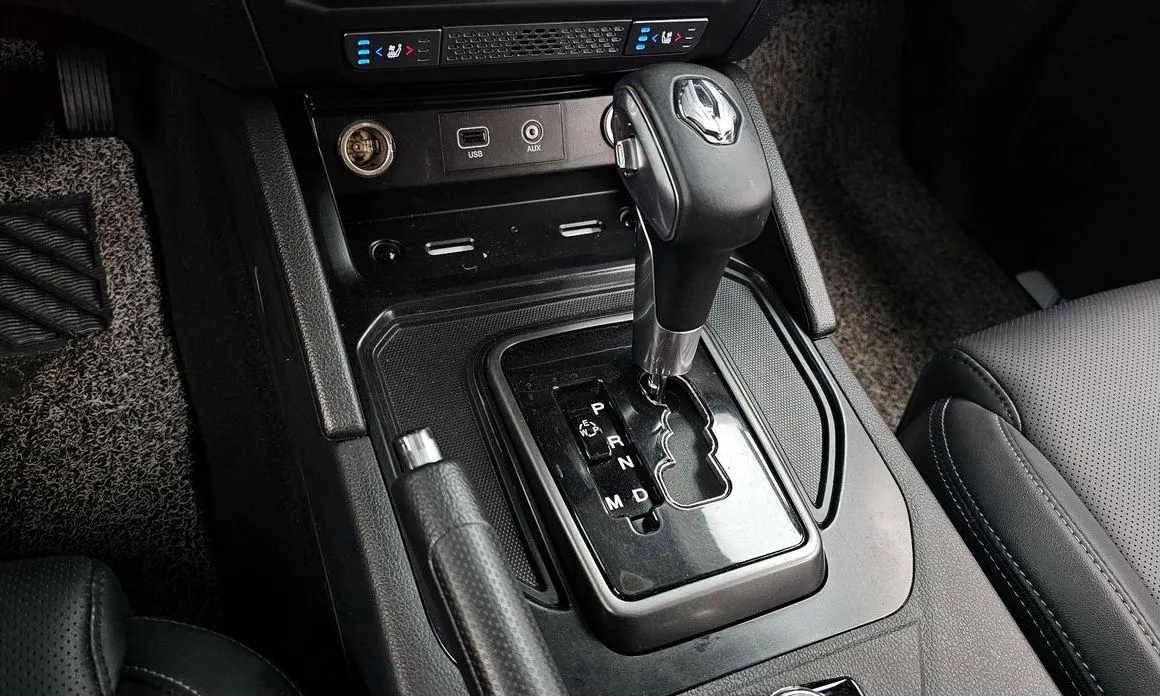 KG Mobility (Ssangyong) Rexton — фото 9