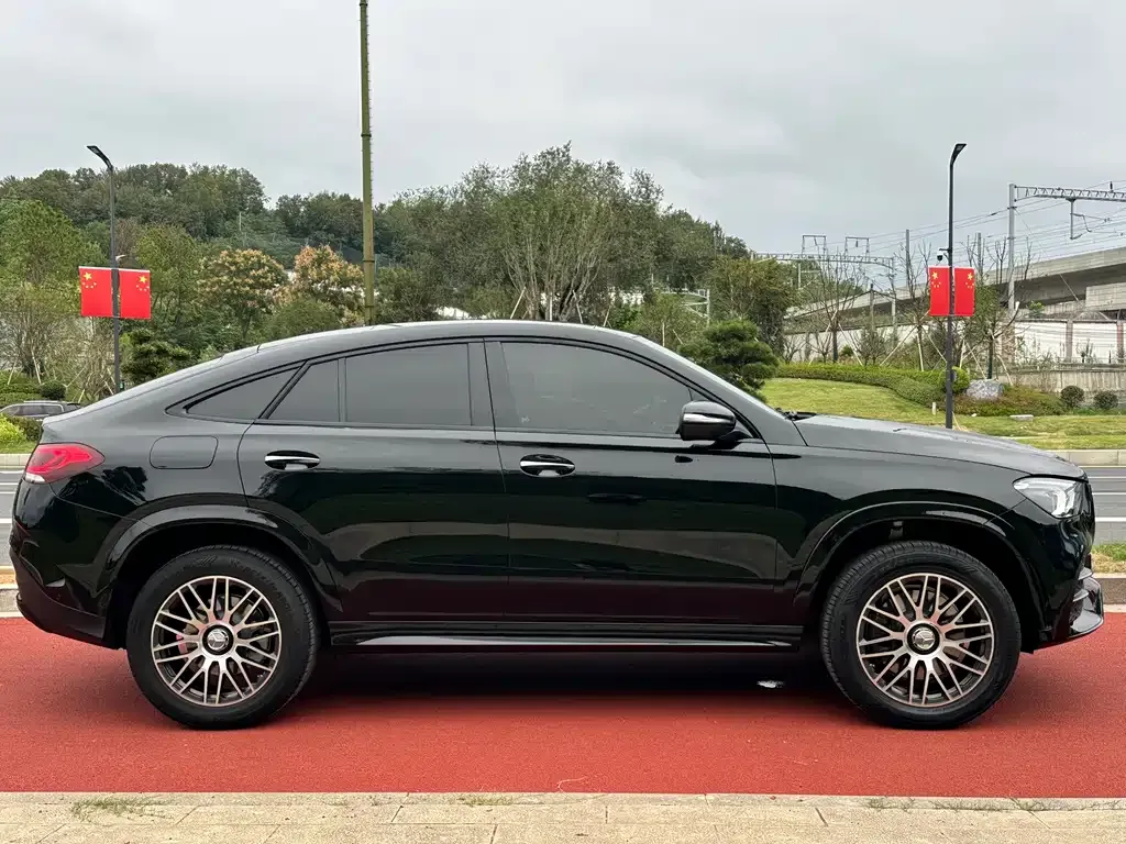 Mercedes-Benz GLE Coupe — фото 9