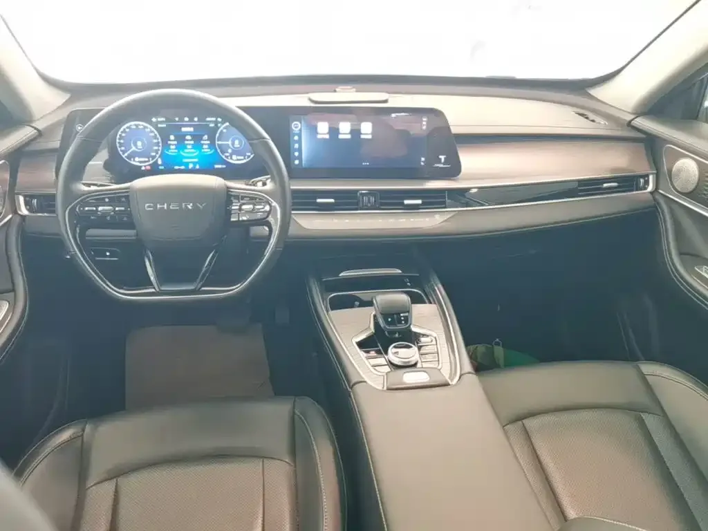 Chery Tiggo 8 PRO NEV — фото 8