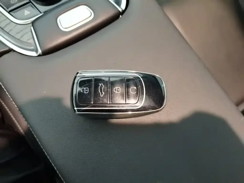 Chery Tiggo 8 PRO NEV — фото 9