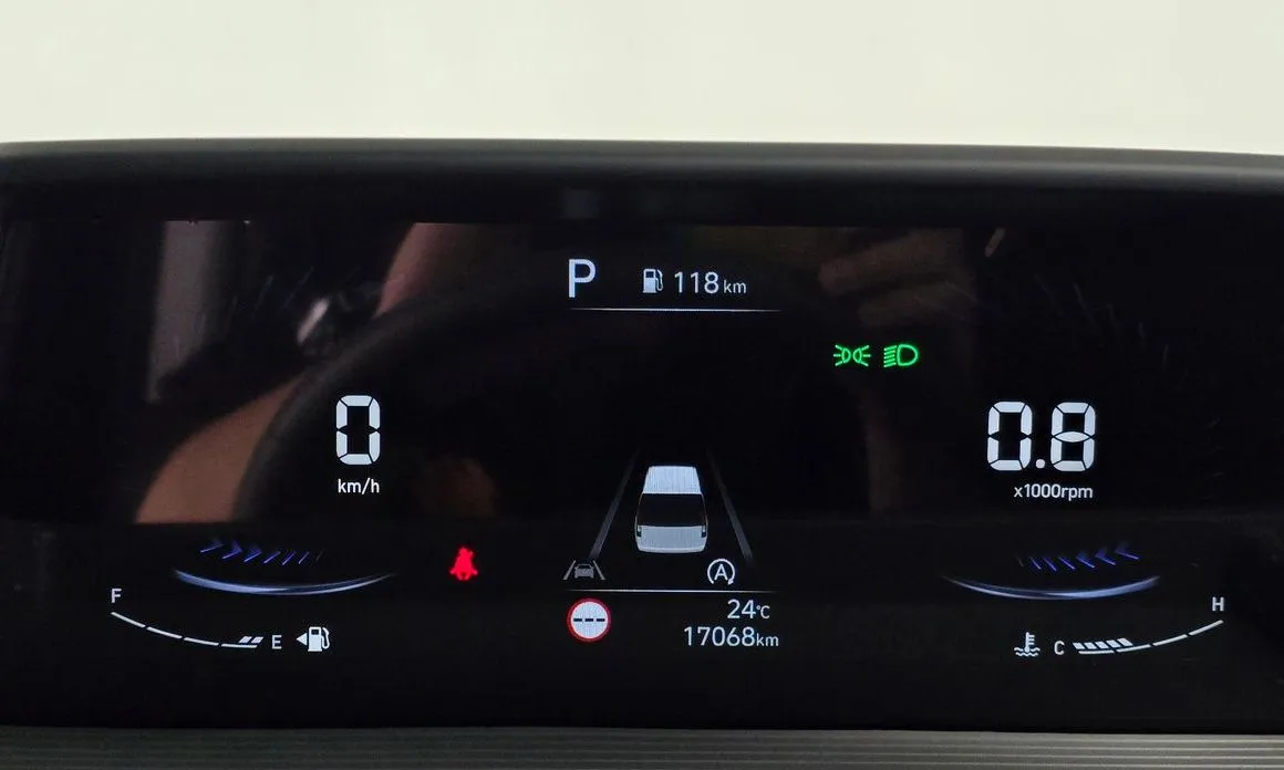 Hyundai Staria — фото 8