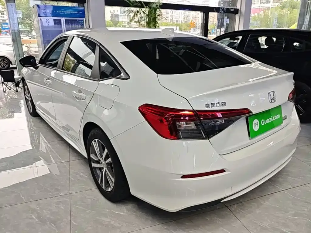Honda Civic — фото 7