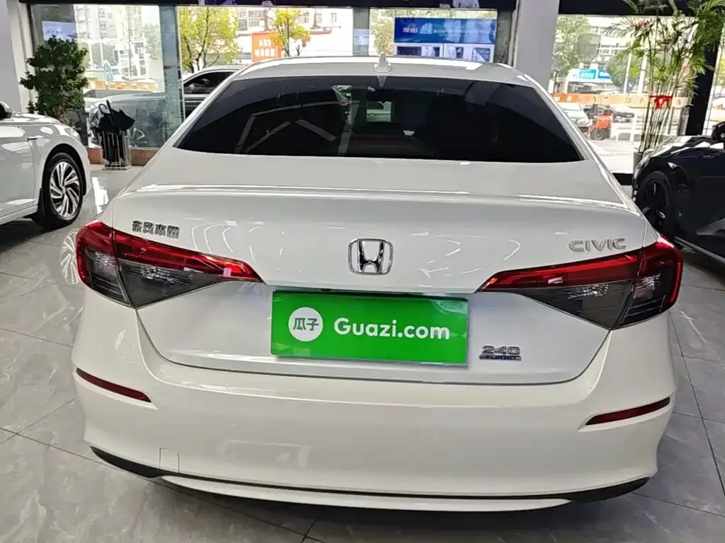 Honda Civic — фото 2