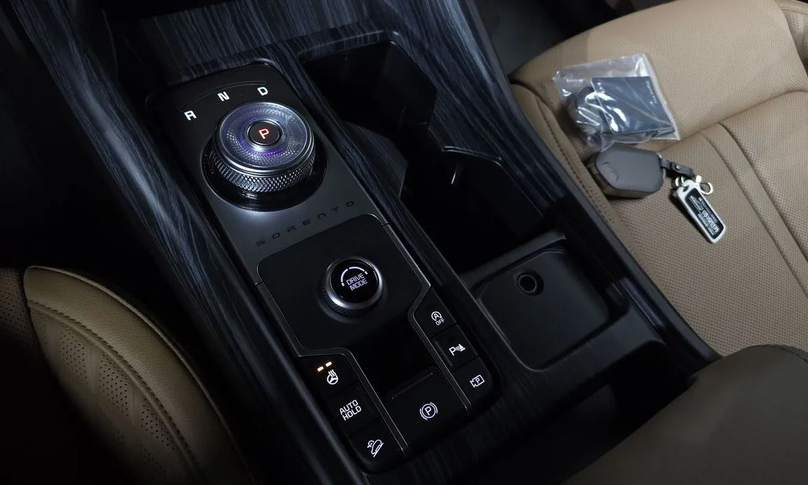 Kia Sorento — фото 3