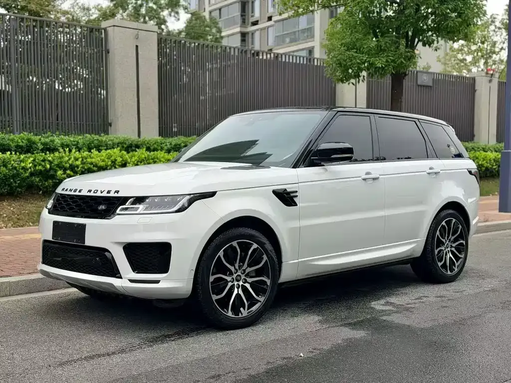 Land Rover Sport — фото 1