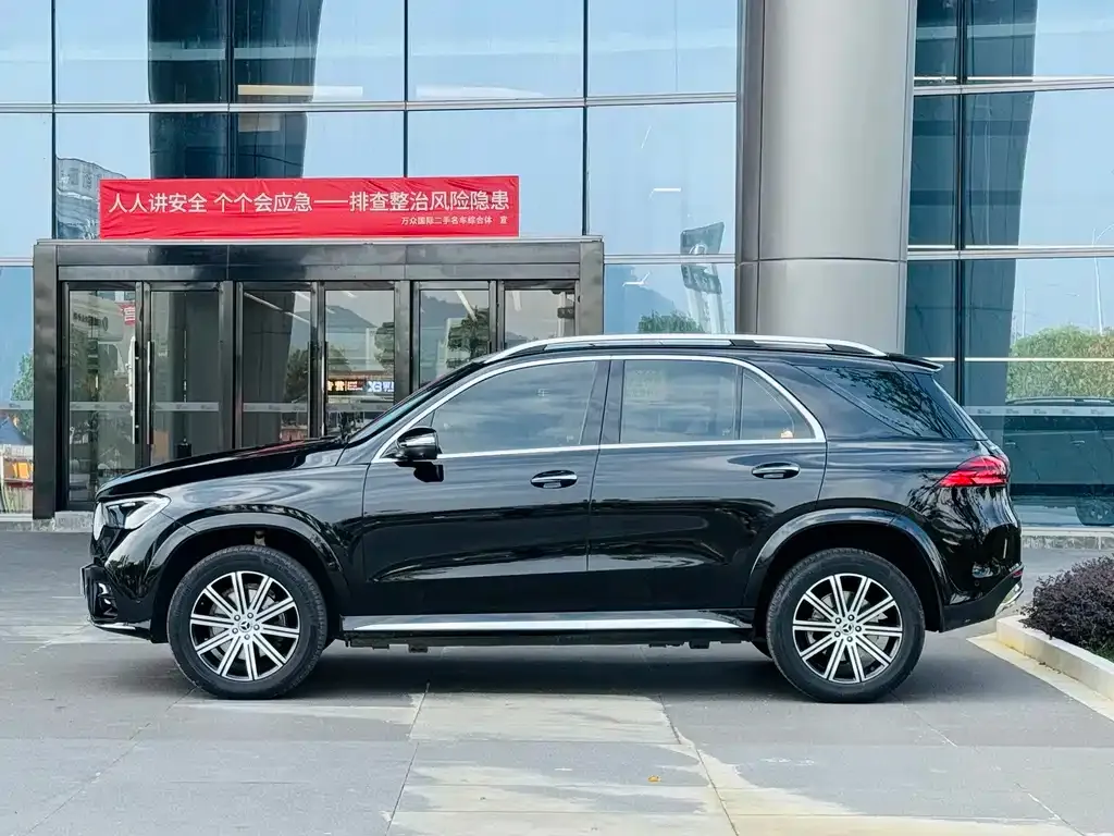 Mercedes-Benz GLE (Import) — фото 10