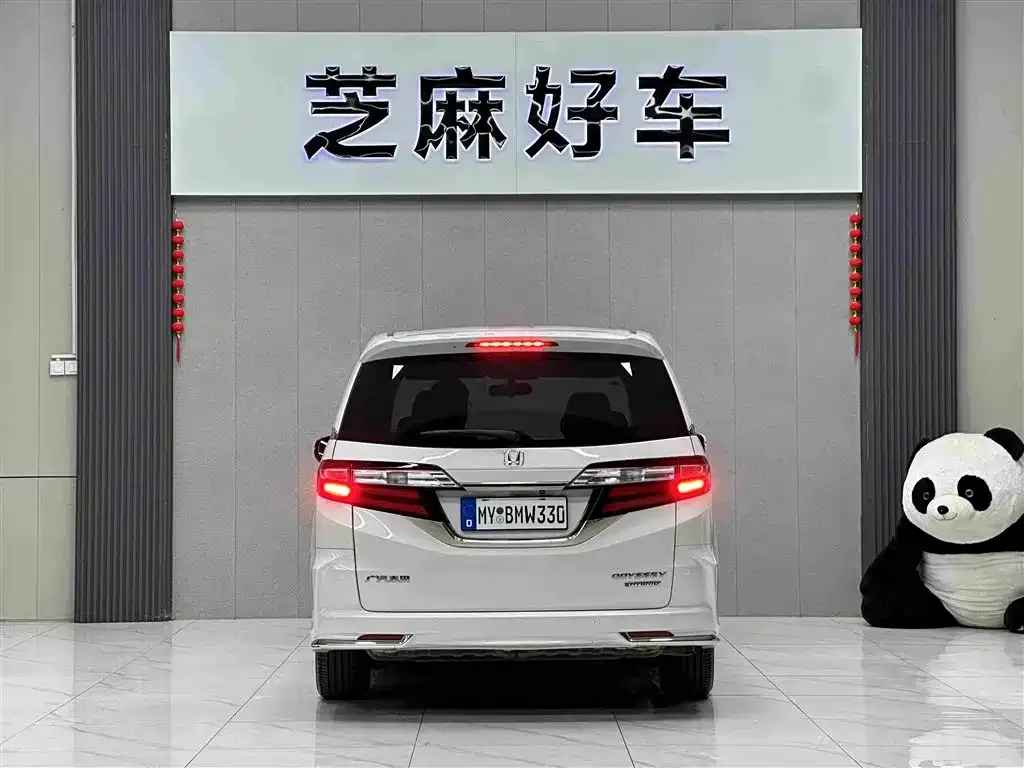 Honda Odyssey — фото 10