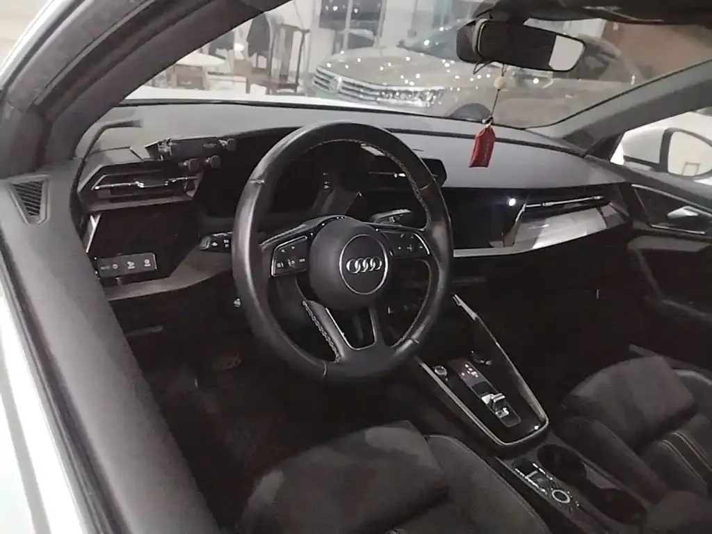 Audi A3 — фото 2