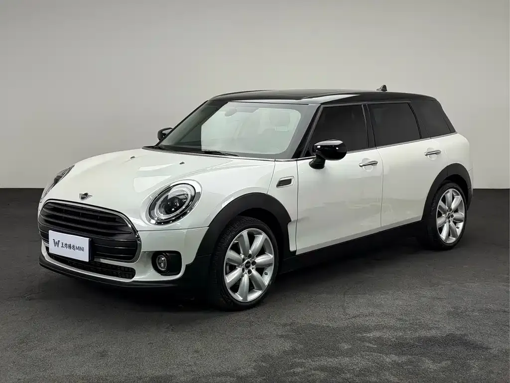 MINI Clubman — фото 1