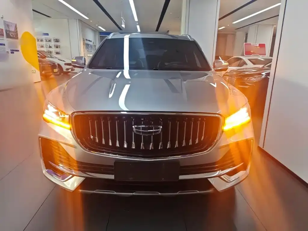 Geely Xingyue L — фото 10