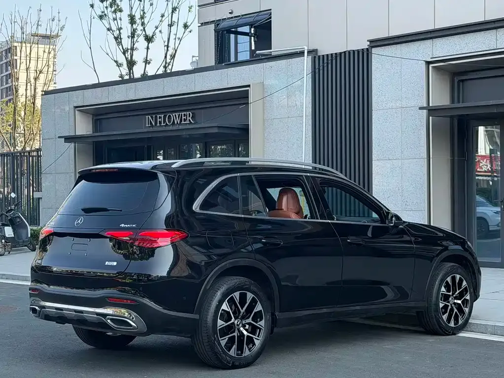 Mercedes-Benz GLC — фото 9