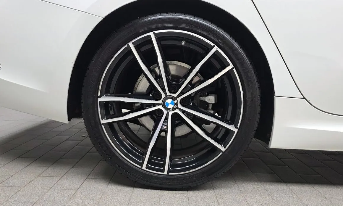 BMW 3-Series — фото 10