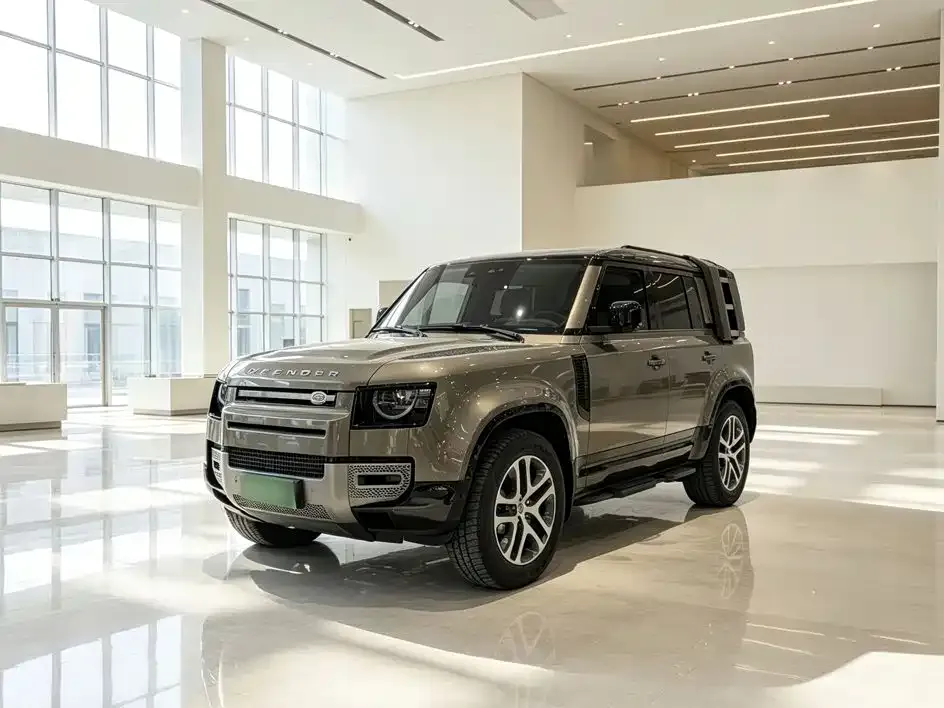 Land Rover Defender — фото 6