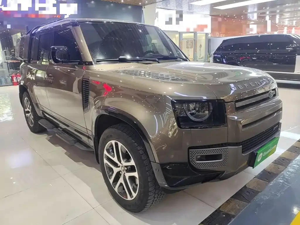 Land Rover Defender — фото 9