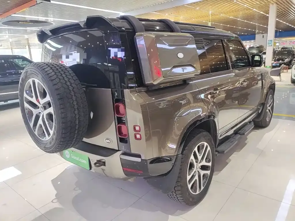 Land Rover Defender — фото 5