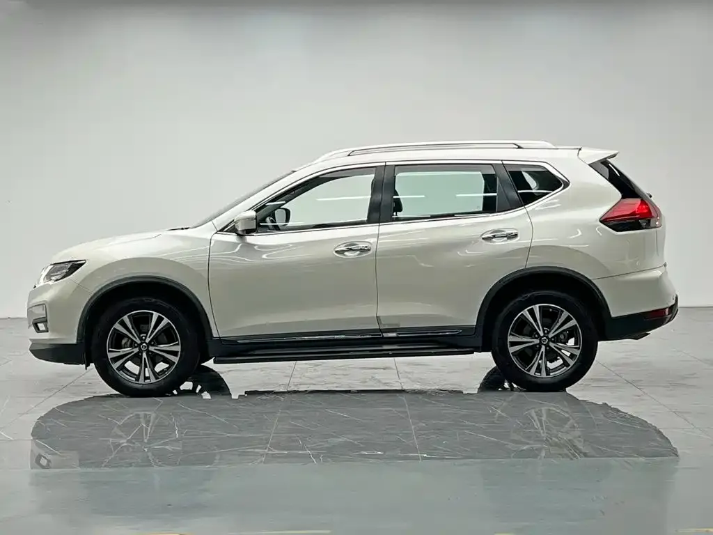 Nissan X-Trail — фото 4