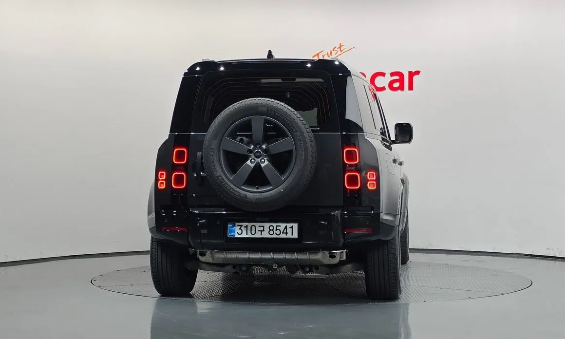 Land Rover Defender — фото 2
