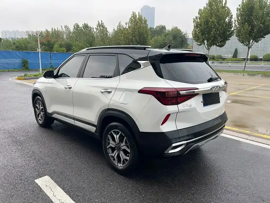 Kia KX3 — фото 5