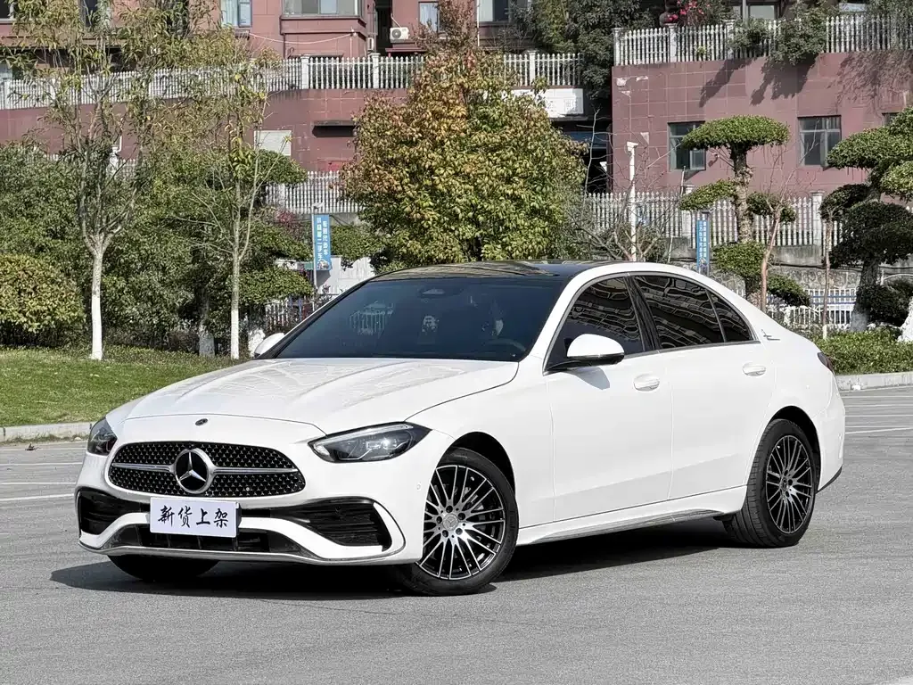 Mercedes-Benz C-Class — фото 1