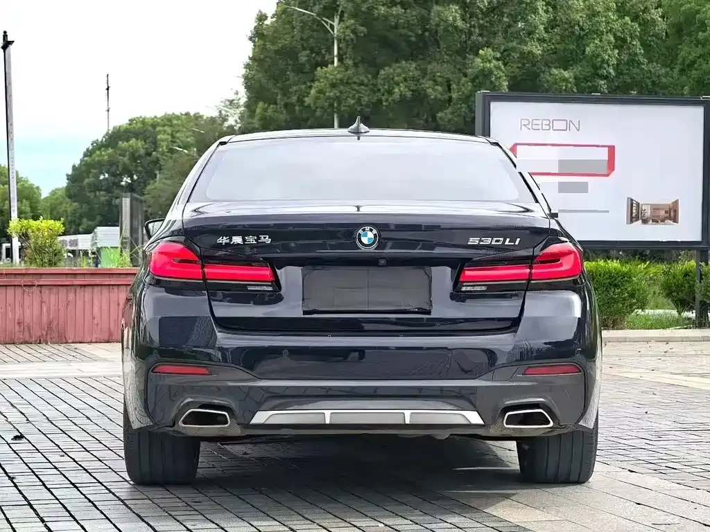 BMW 5 Series — фото 3