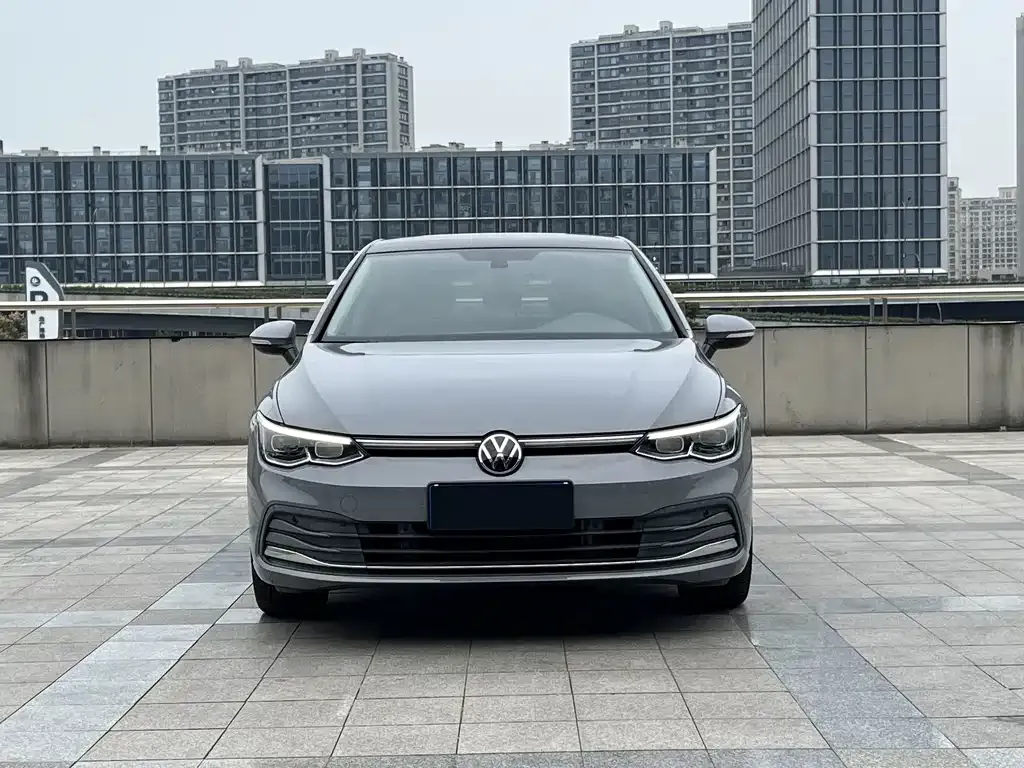 Volkswagen Golf — фото 6