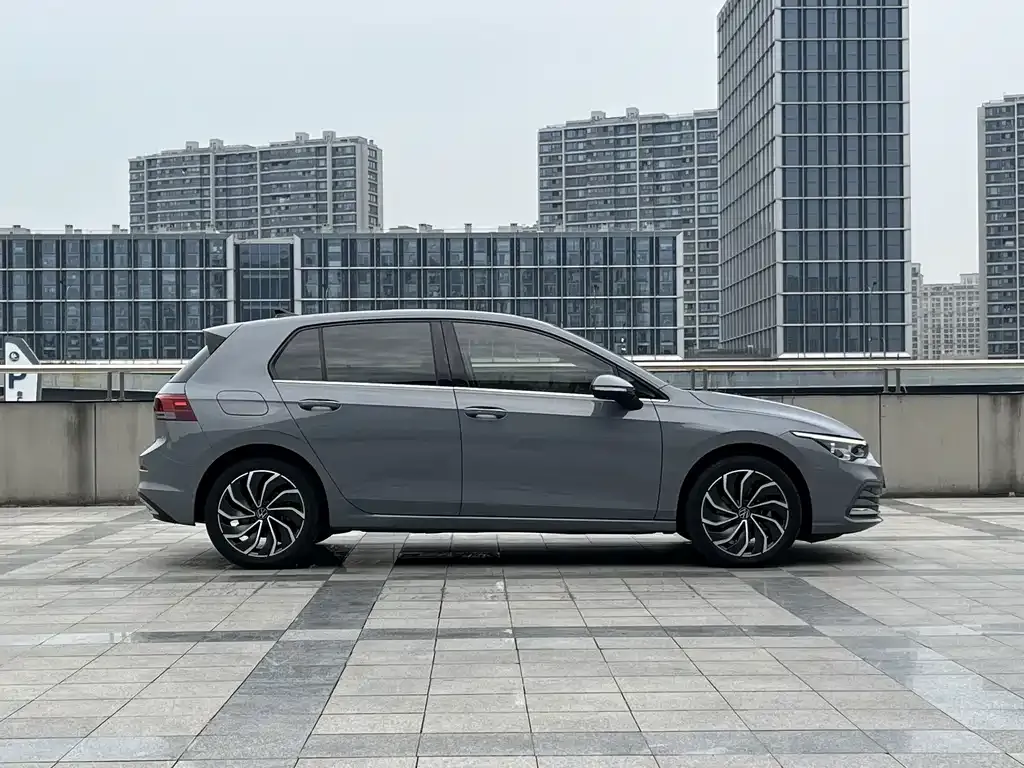 Volkswagen Golf — фото 4