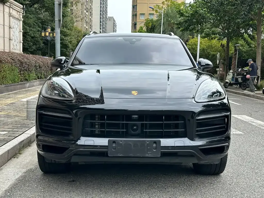 Porsche Cayenne — фото 3