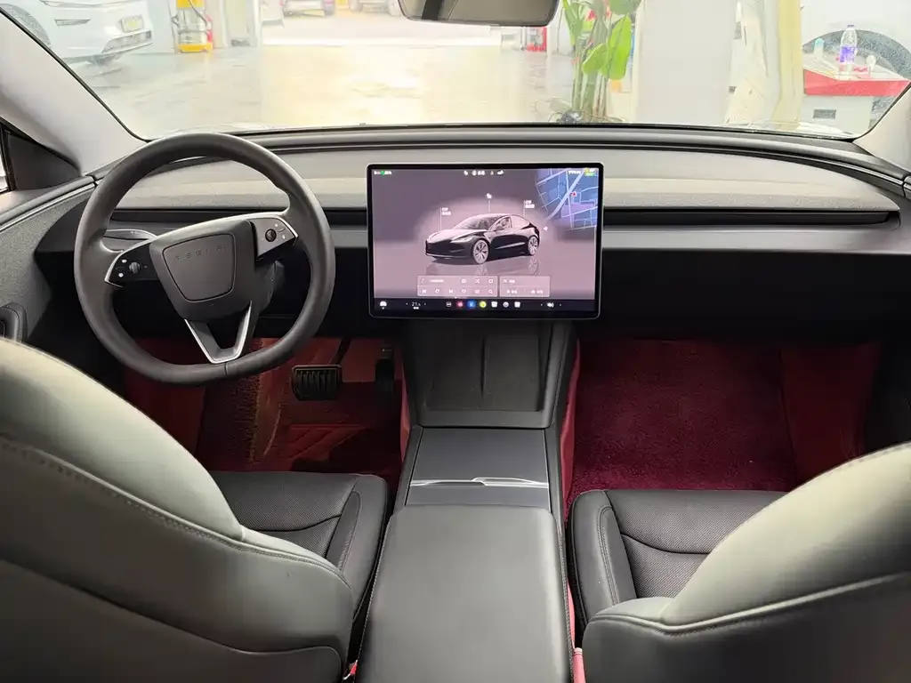 Tesla Model 3 — фото 4