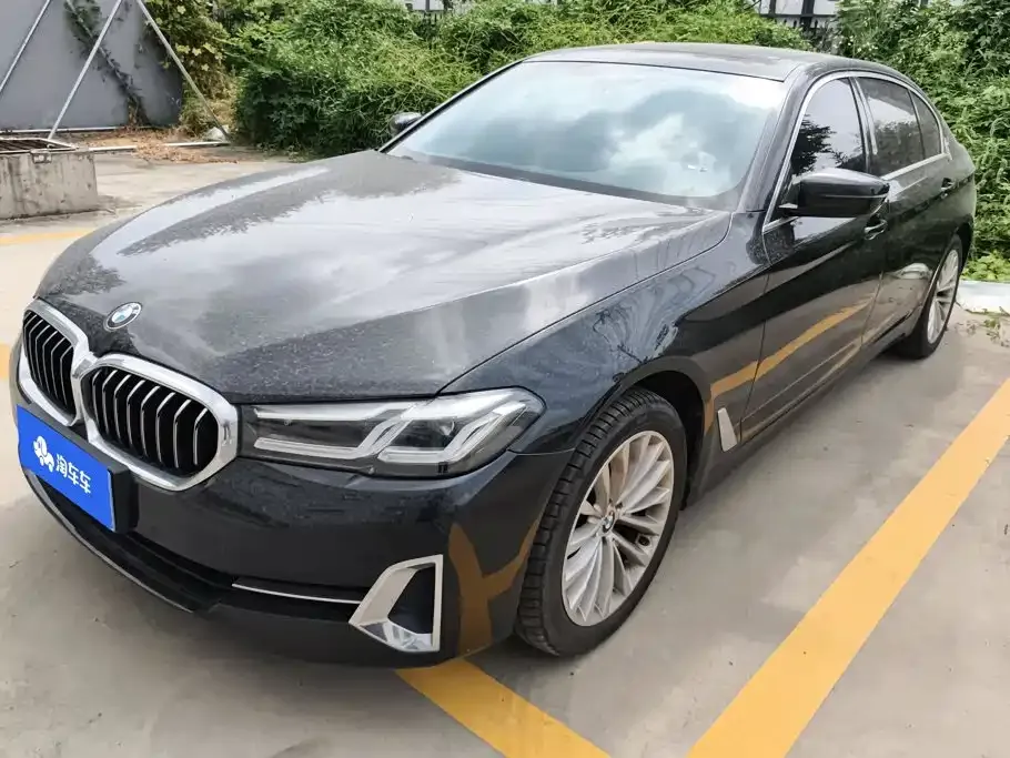 BMW 5 Series — фото 1