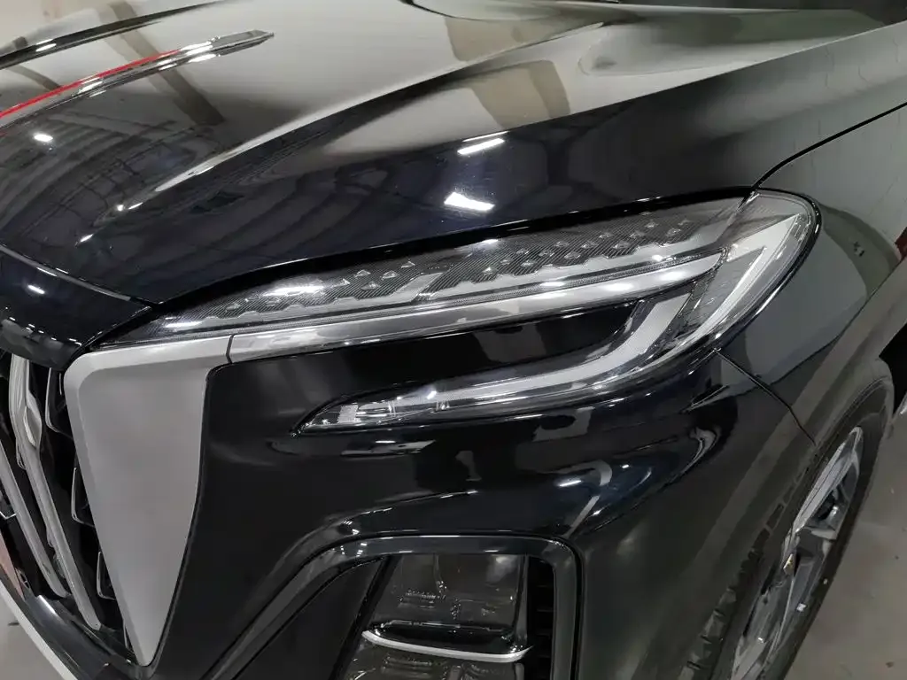 Hongqi HS3 — фото 9