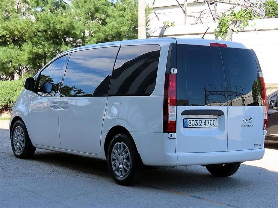 Hyundai Staria — фото 10