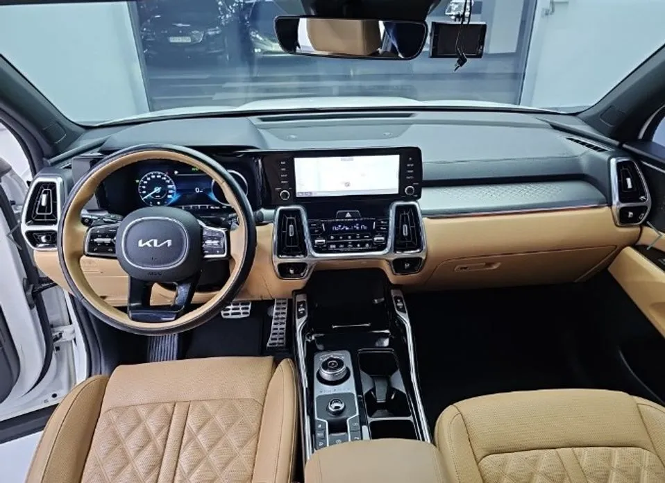 Kia Sorento — фото 7