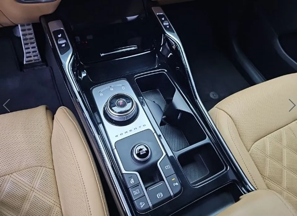 Kia Sorento — фото 9