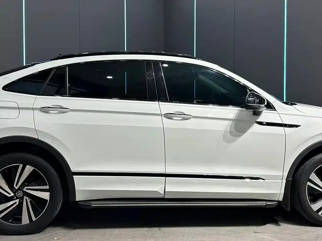 Volkswagen Tiguan X — фото 6