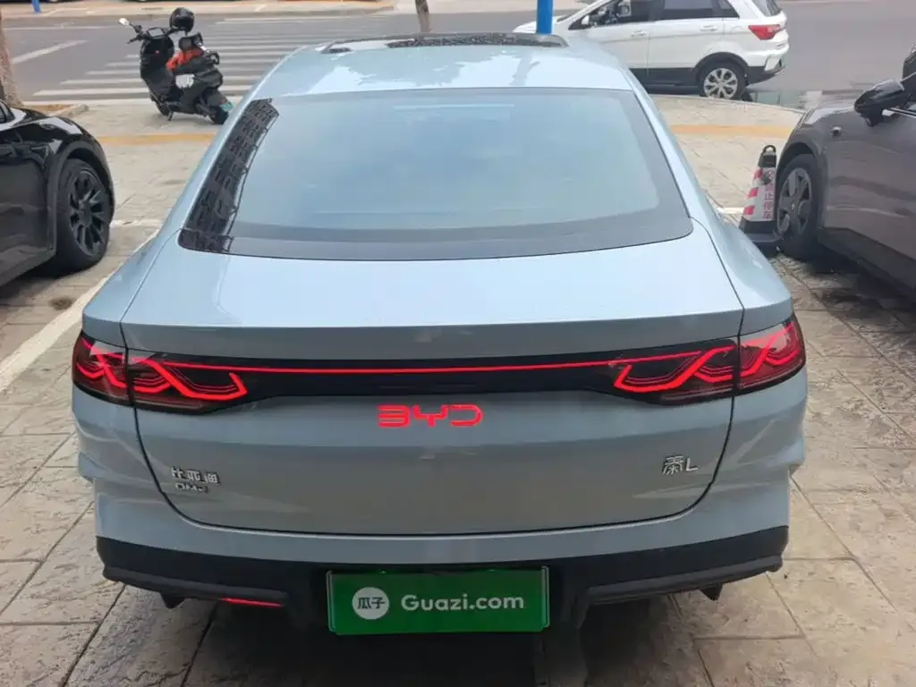 BYD Qin L — фото 2