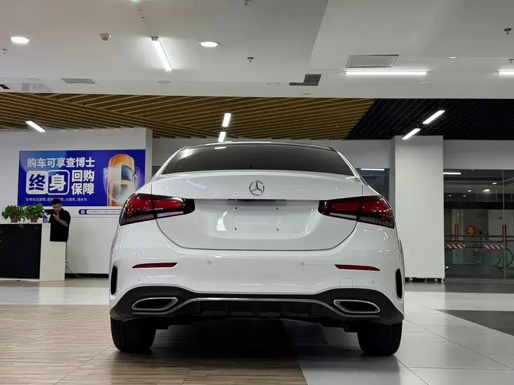 Mercedes-Benz A-Class — фото 9
