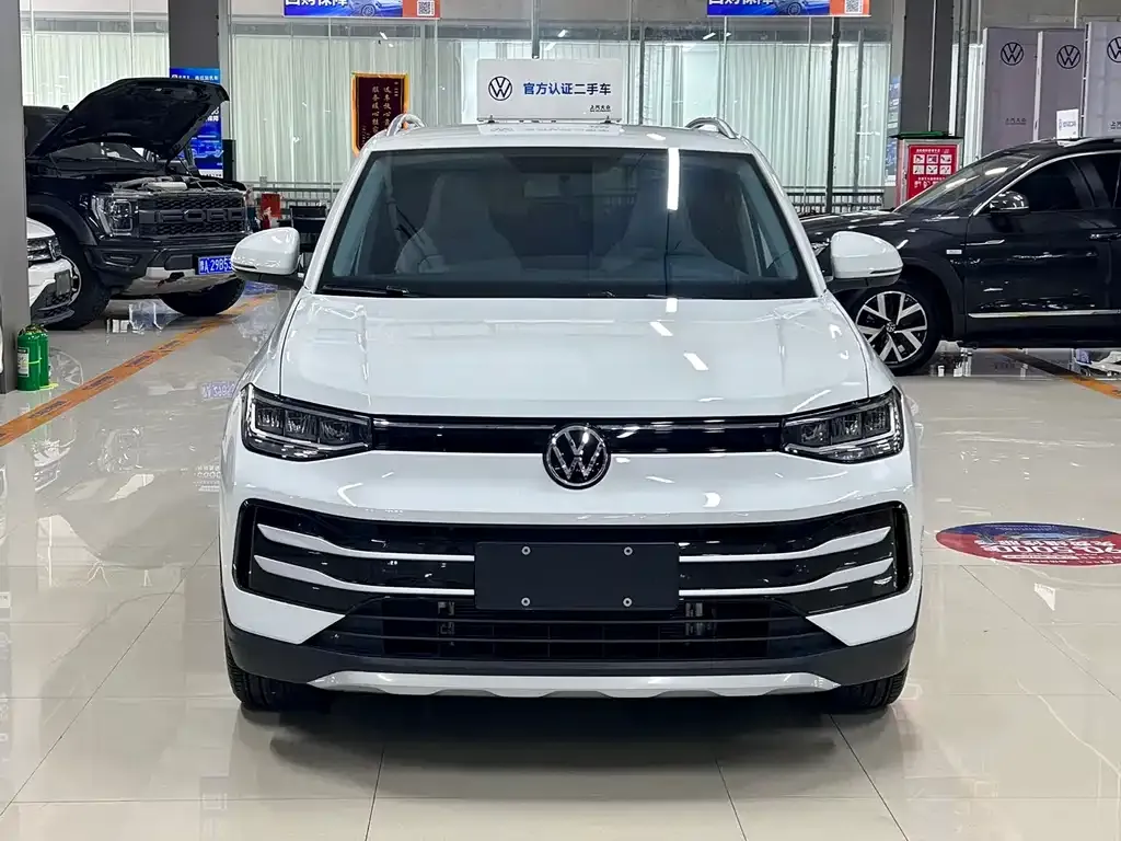 Volkswagen Tharu — фото 9