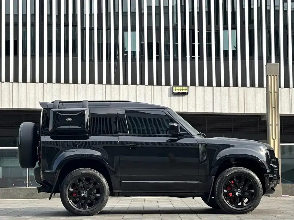 Land Rover Defender — фото 2