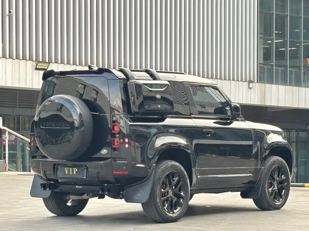 Land Rover Defender — фото 8