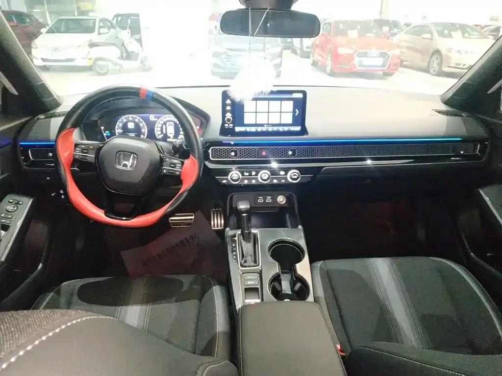 Honda Civic — фото 5