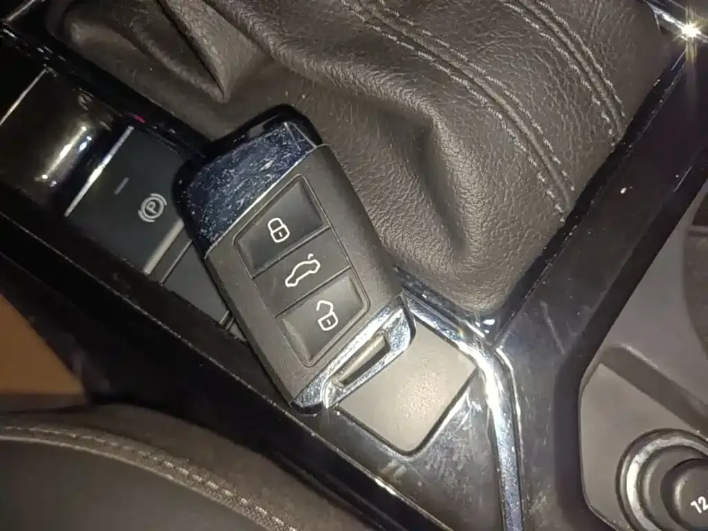 Volkswagen Passat — фото 2