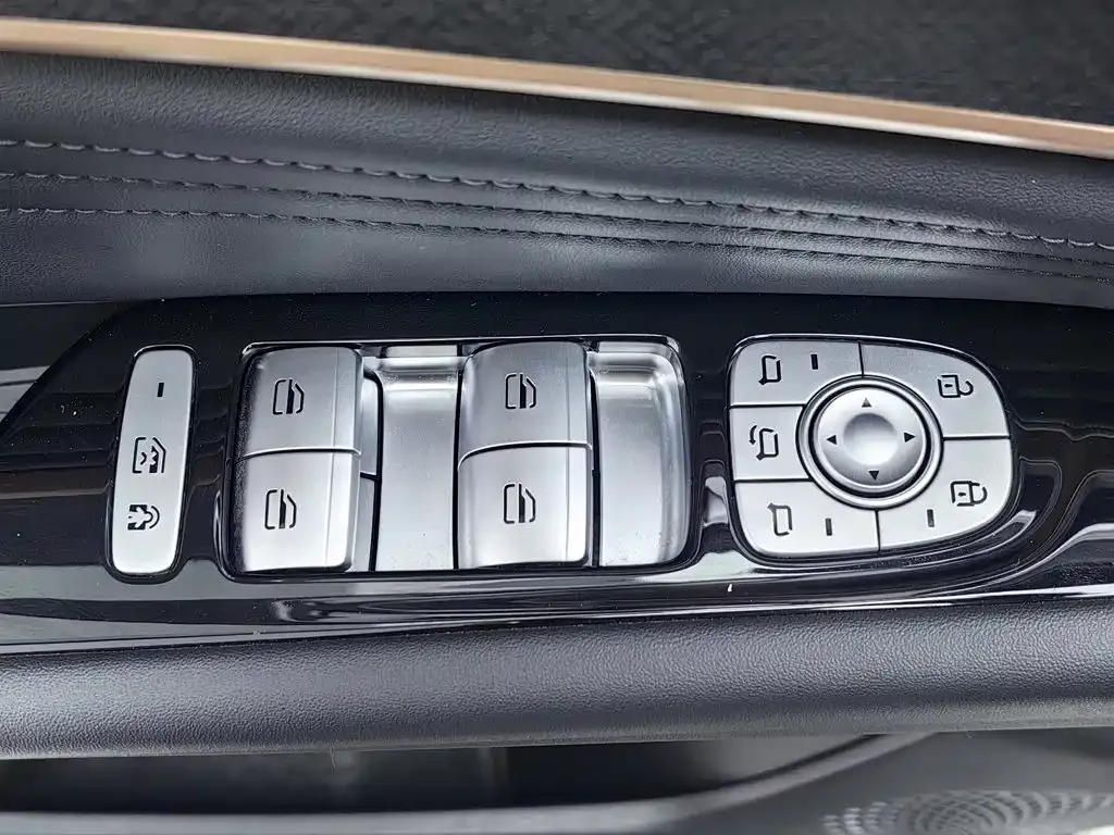 Chery Tiggo 9 — фото 10
