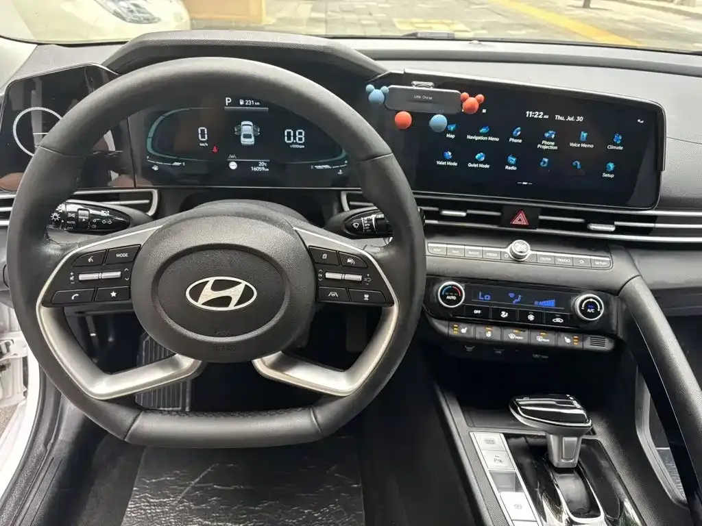 Hyundai Elantra — фото 5