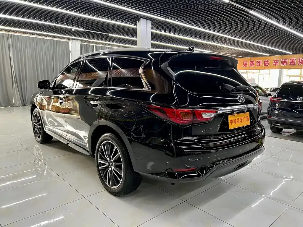 Infiniti QX60 (Import) — фото 7