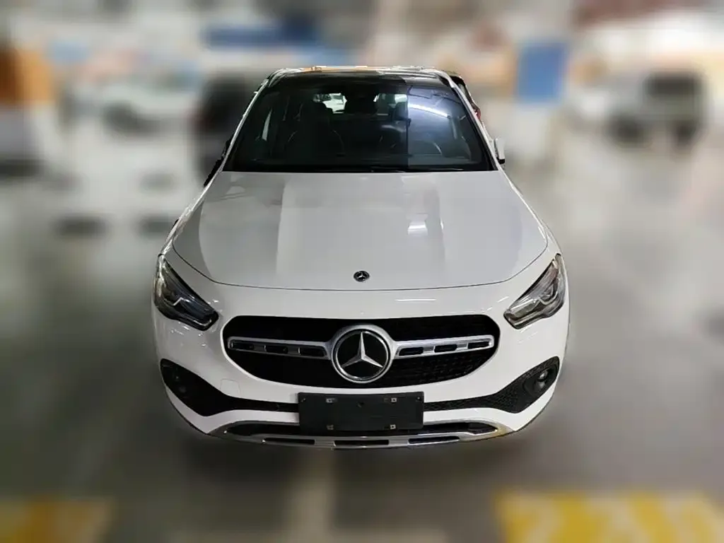 Mercedes-Benz GLA — фото 7