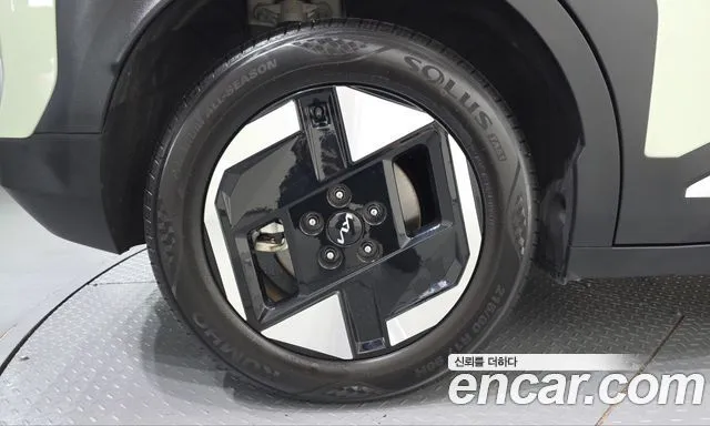 Kia EV3 — фото 8